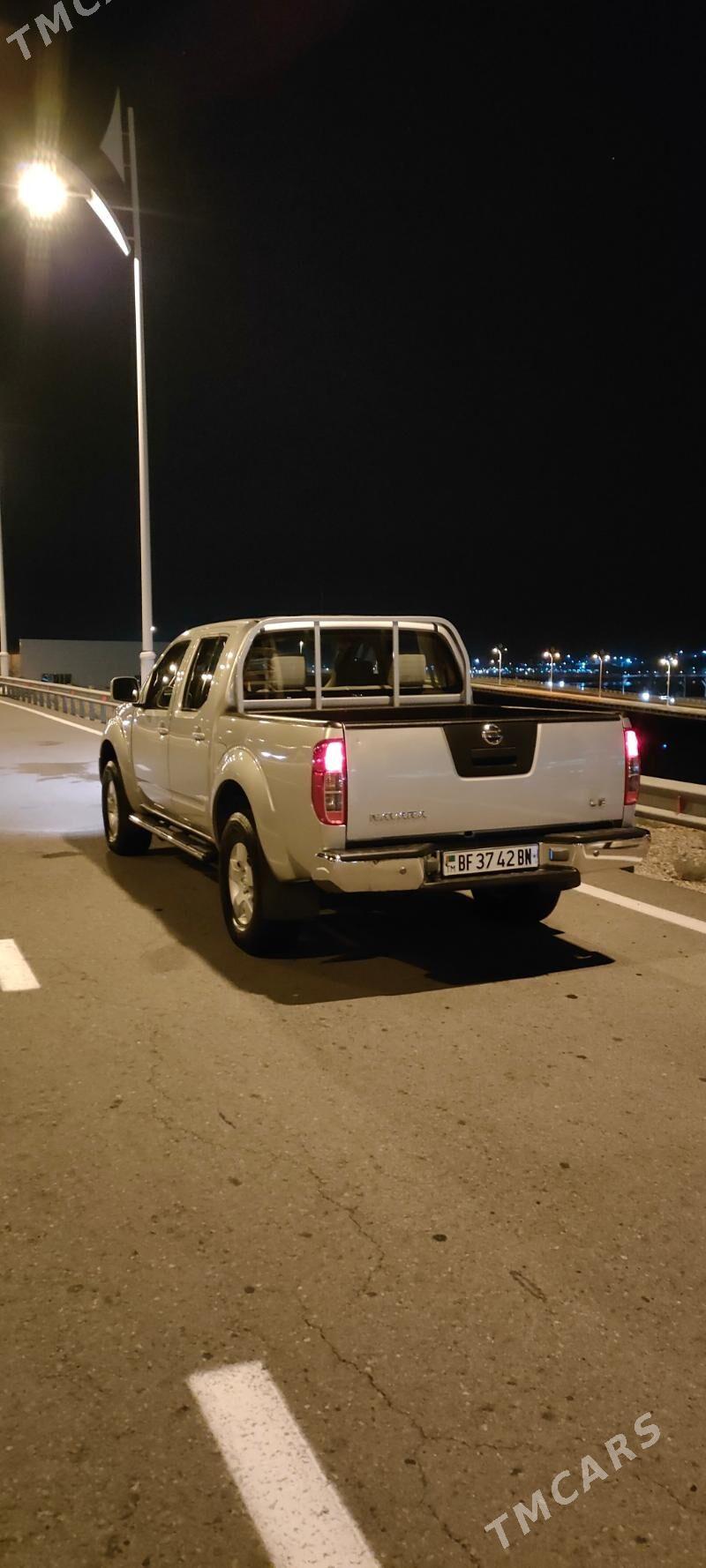 Nissan Navara 2013 - 210 000 TMT - Türkmenbaşy - img 2