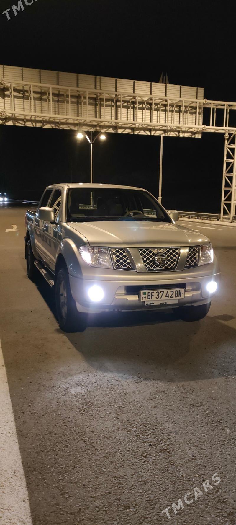 Nissan Navara 2013 - 210 000 TMT - Türkmenbaşy - img 5