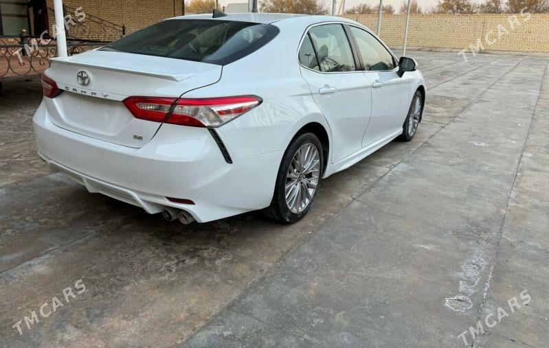 Toyota Camry 2020 - 320 000 TMT - Байрамали - img 5