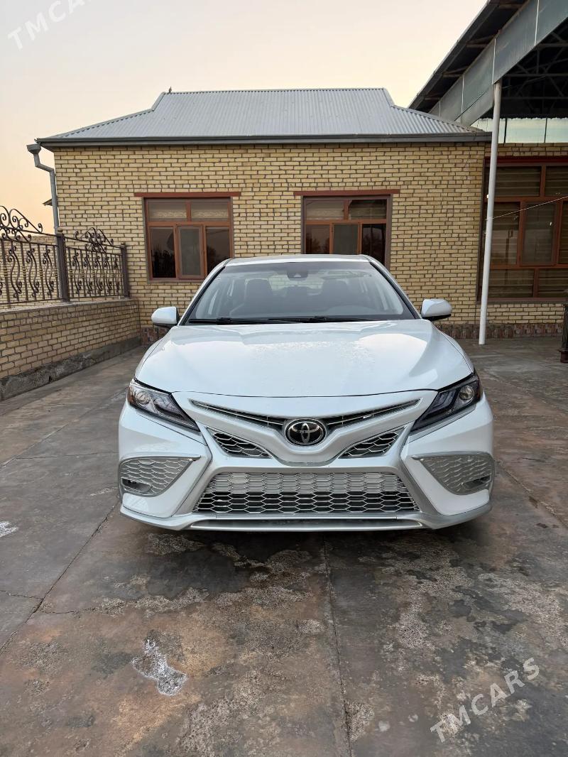 Toyota Camry 2020 - 320 000 TMT - Байрамали - img 2