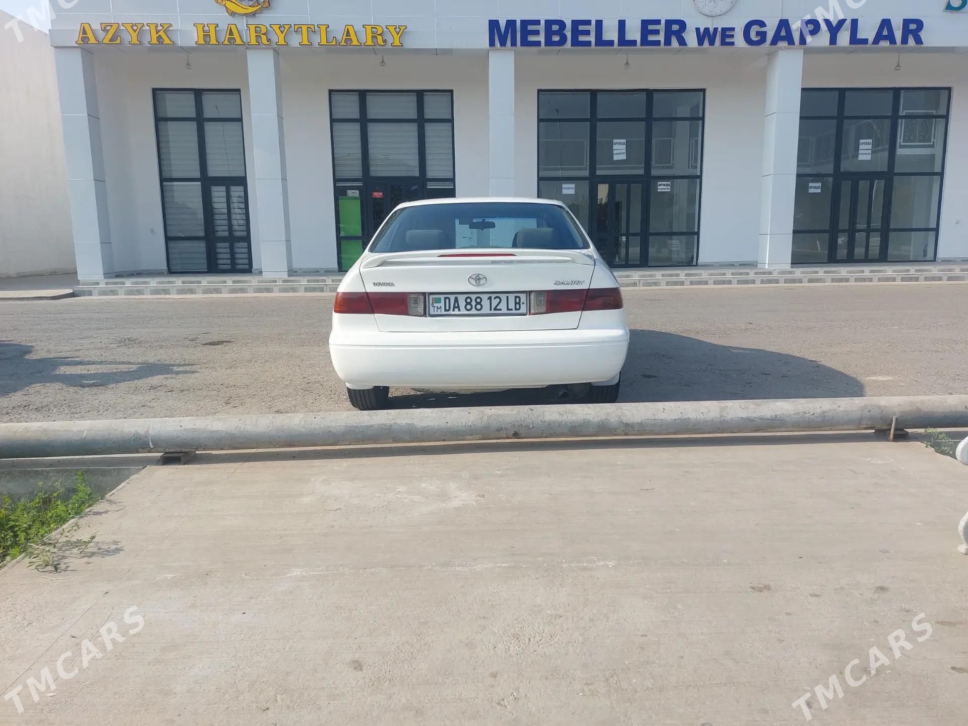 Toyota Camry 1999 - 116 000 TMT - Туркменабат - img 1