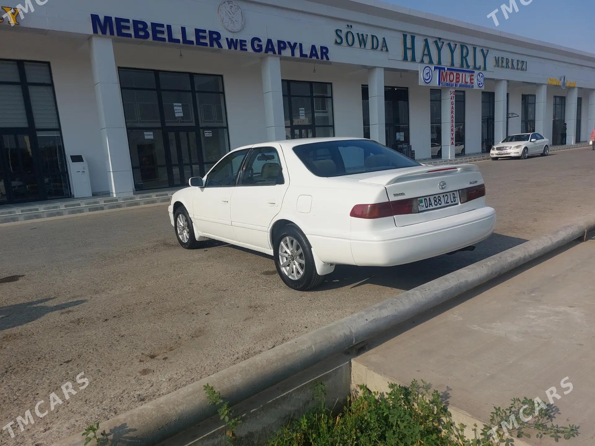 Toyota Camry 1999 - 116 000 TMT - Туркменабат - img 3