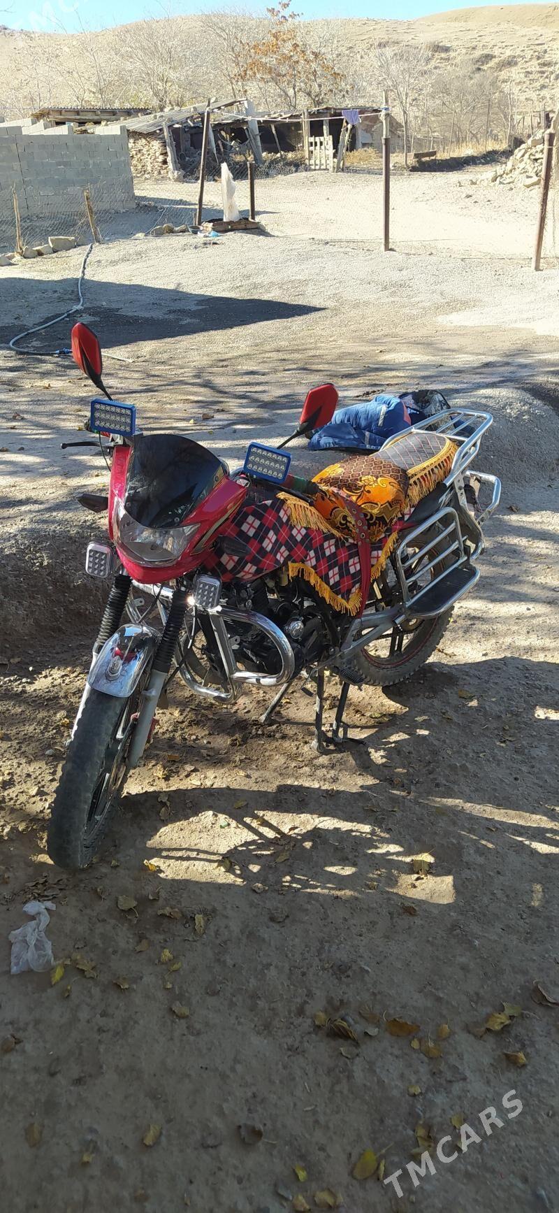 Fekon FK150-8G 2014 - 15 000 TMT - Bäherden - img 2