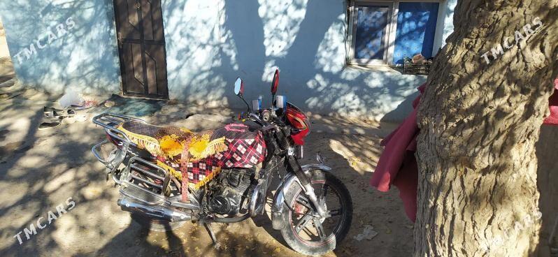 Fekon FK150-8G 2014 - 15 000 TMT - Bäherden - img 4