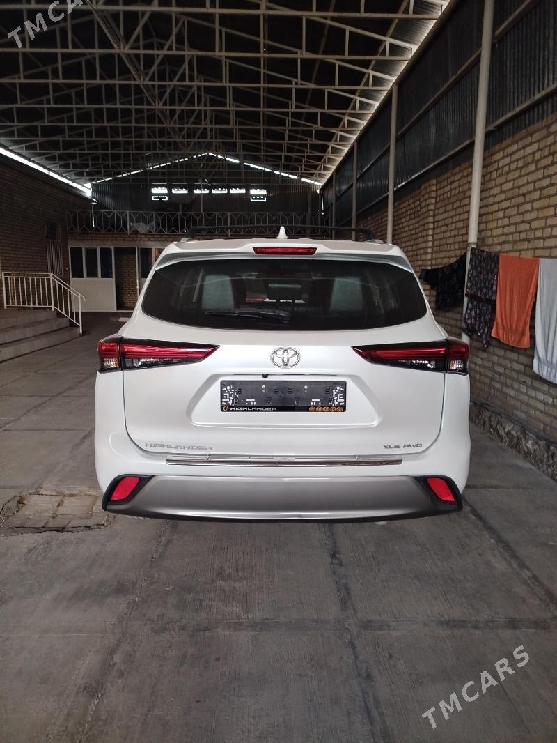 Toyota Highlander 2022 - 490 000 TMT - Мары - img 6