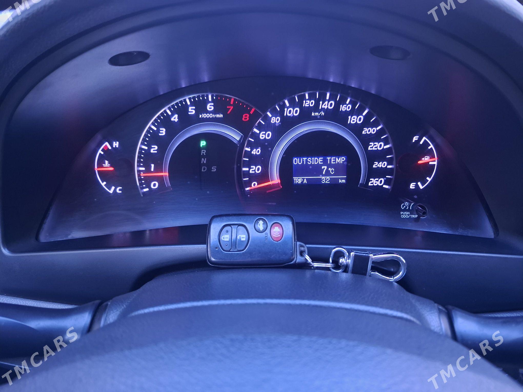 Toyota Camry 2011 - 270 000 TMT - Кёнеургенч - img 6