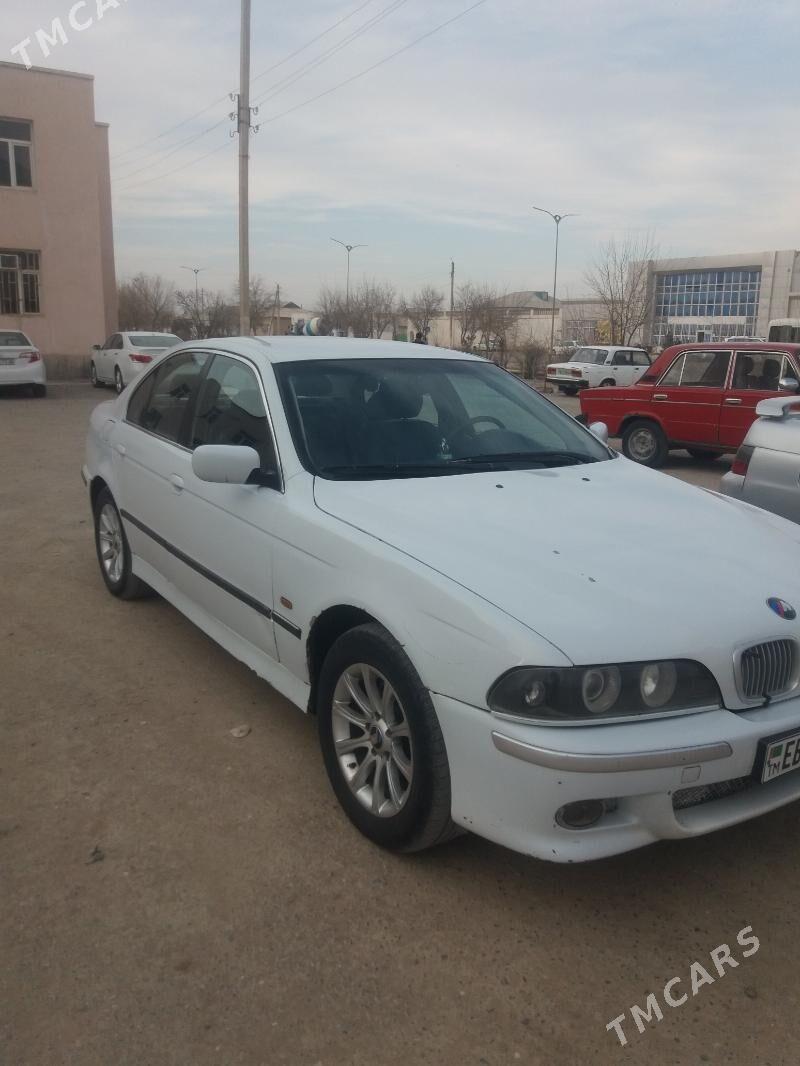 BMW 528 2003 - 70 000 TMT - Бабадайхан - img 1