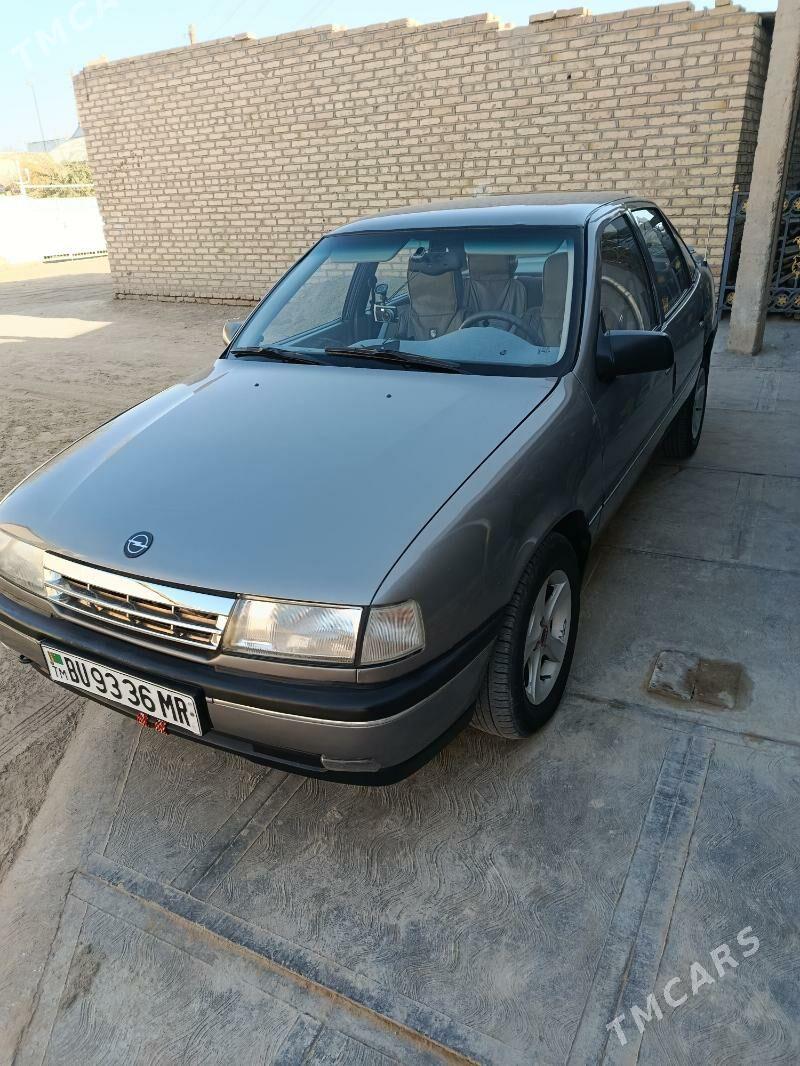 Opel Vectra 1990 - 50 000 TMT - Ёлётен - img 3