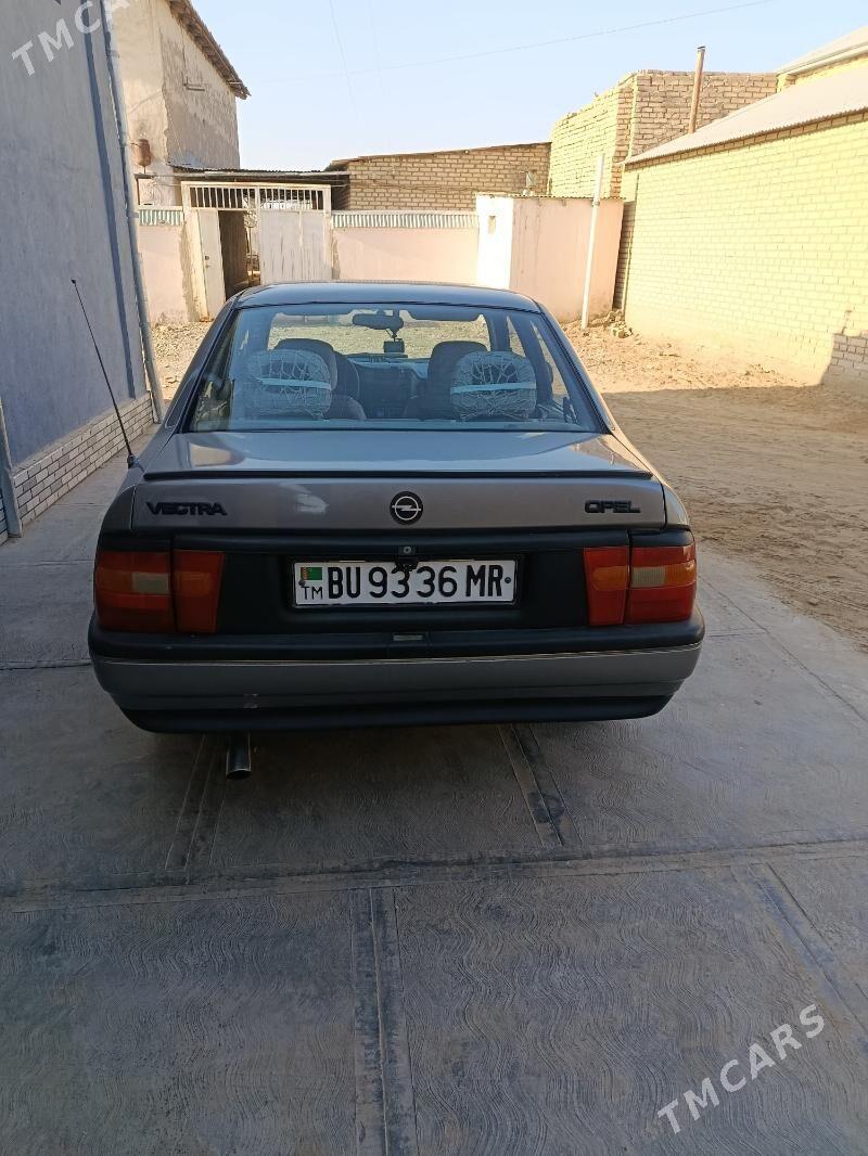 Opel Vectra 1990 - 50 000 TMT - Ёлётен - img 8