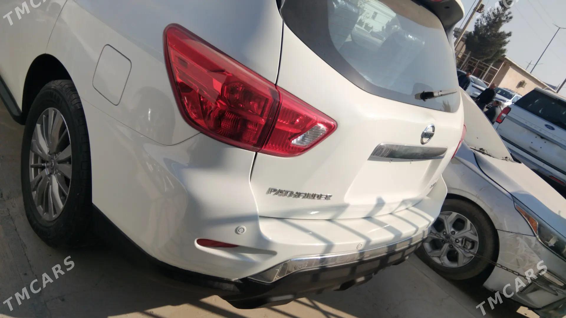 Nissan Pathfinder 2020 - 340 000 TMT - Байрамали - img 9