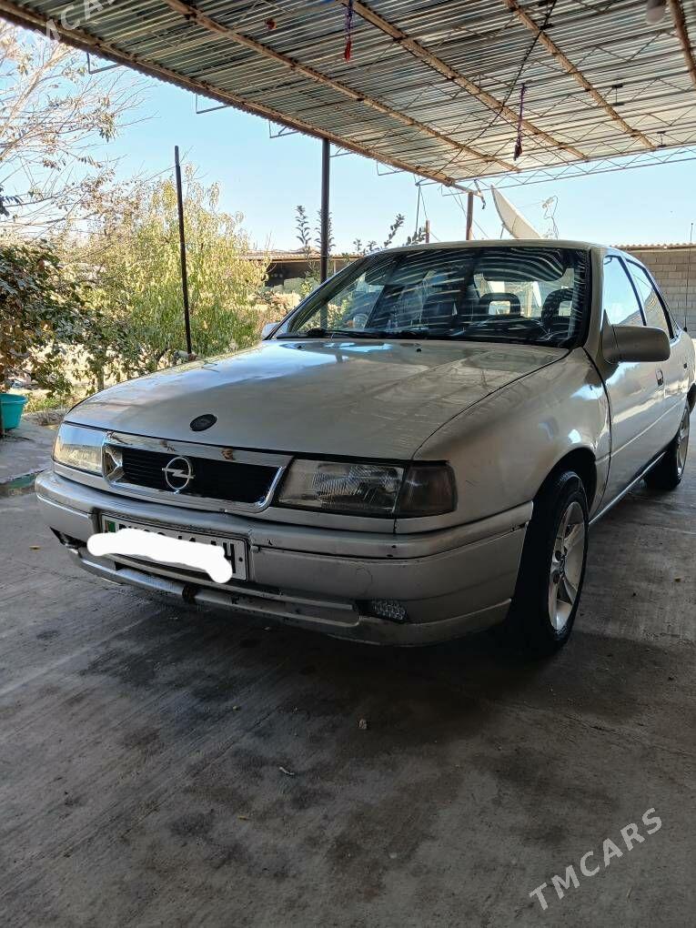 Opel Vectra 1991 - 35 000 TMT - Кака - img 1