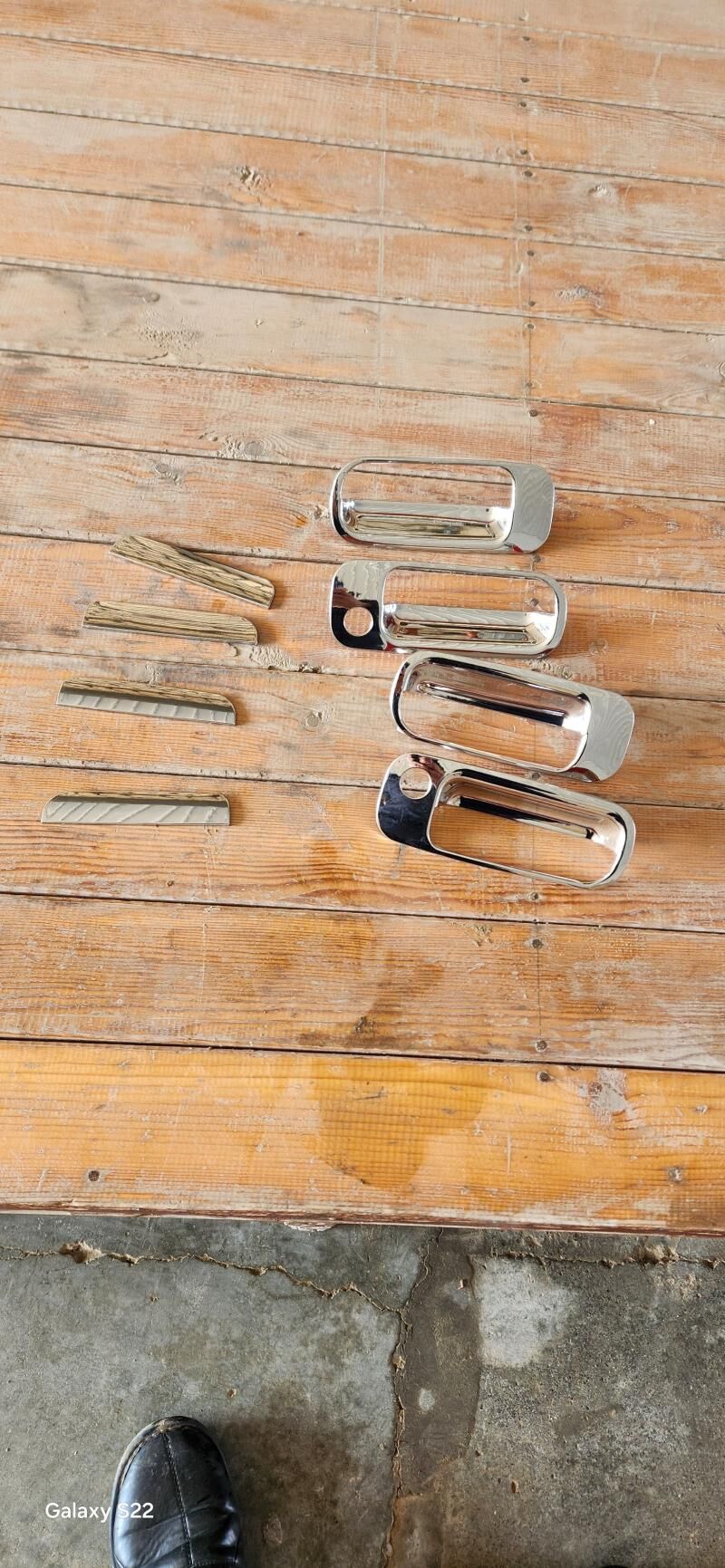 lisicka babicka rucka nikel 50 TMT - Мары - img 1