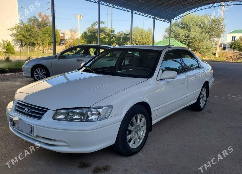 Toyota Camry 1998 - 117 000 TMT - Векильбазар - img 1