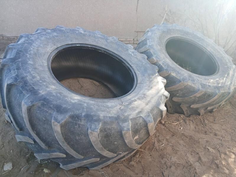 John deere uly teker 13 000 TMT - Гурбансолтан Едже - img 2