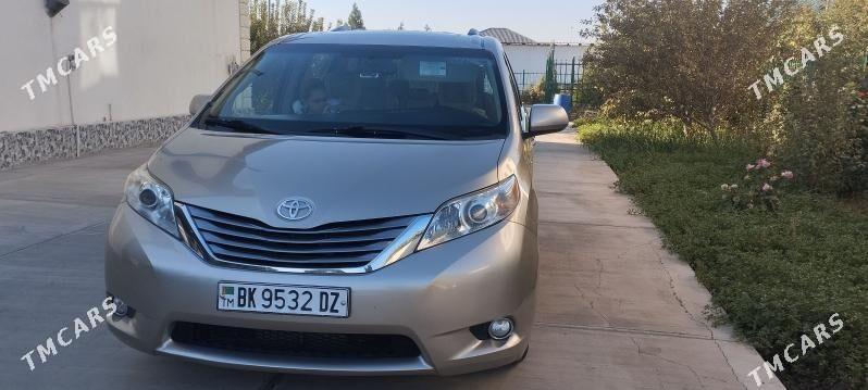 Toyota Sienna 2016 - 370 000 TMT - Дашогуз - img 2
