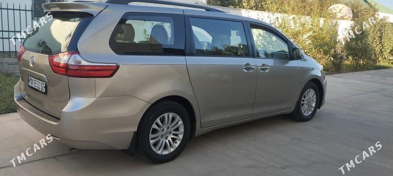 Toyota Sienna 2016 - 370 000 TMT - Дашогуз - img 5
