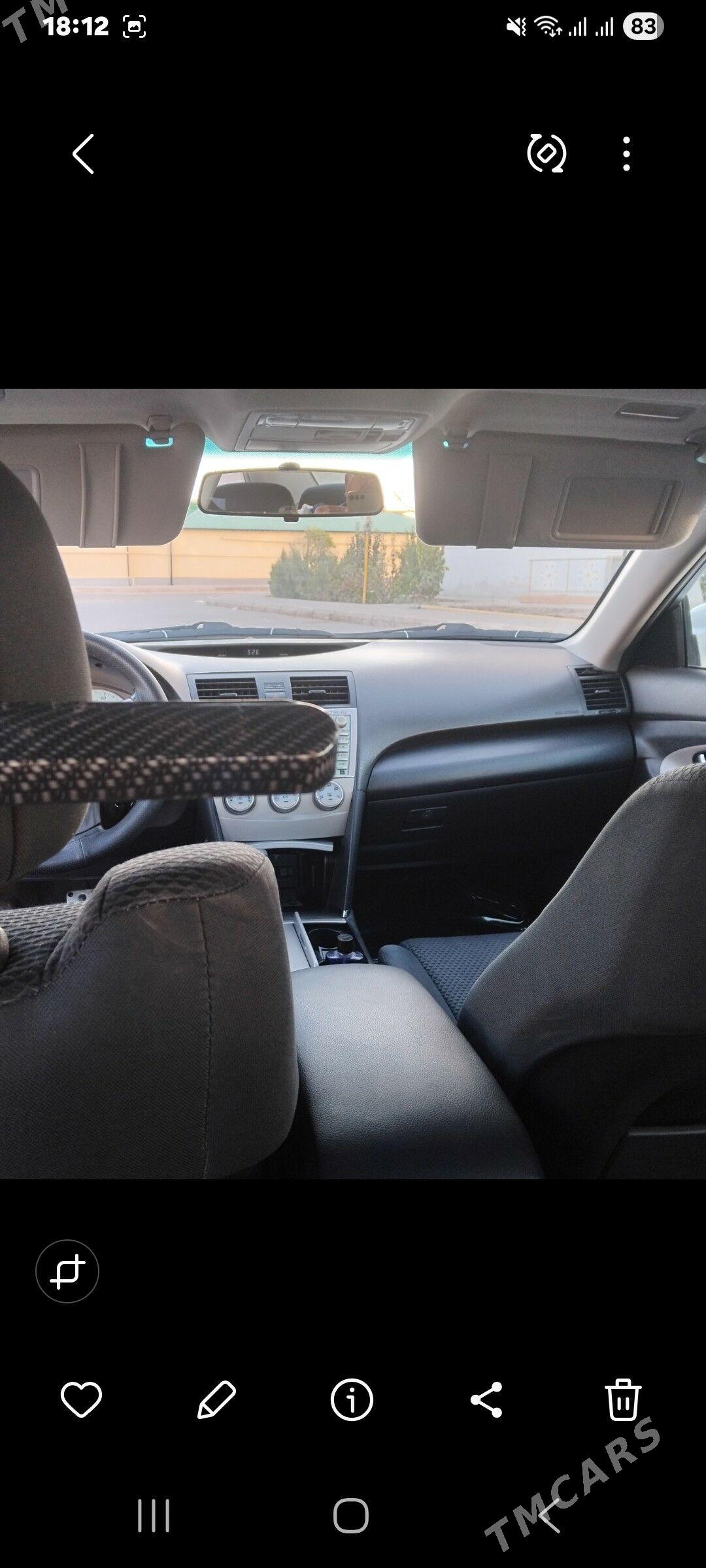 Toyota Camry 2010 - 260 000 TMT - Дашогуз - img 4