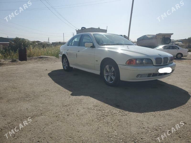 BMW E39 2000 - 110 000 TMT - Мургап - img 2