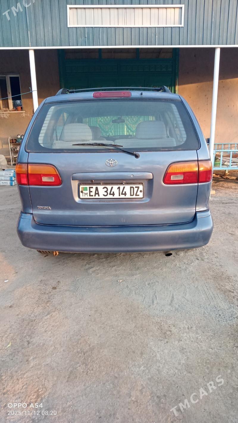 Toyota Sienna 1999 - 160 000 TMT - Кёнеургенч - img 3
