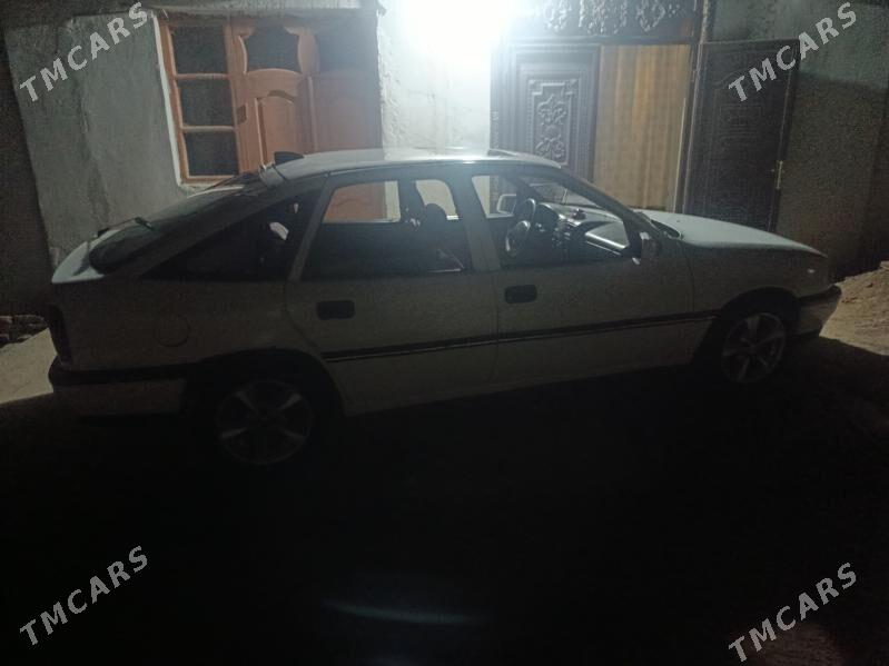 Opel Vectra 1992 - 26 000 TMT - Дашогуз - img 3