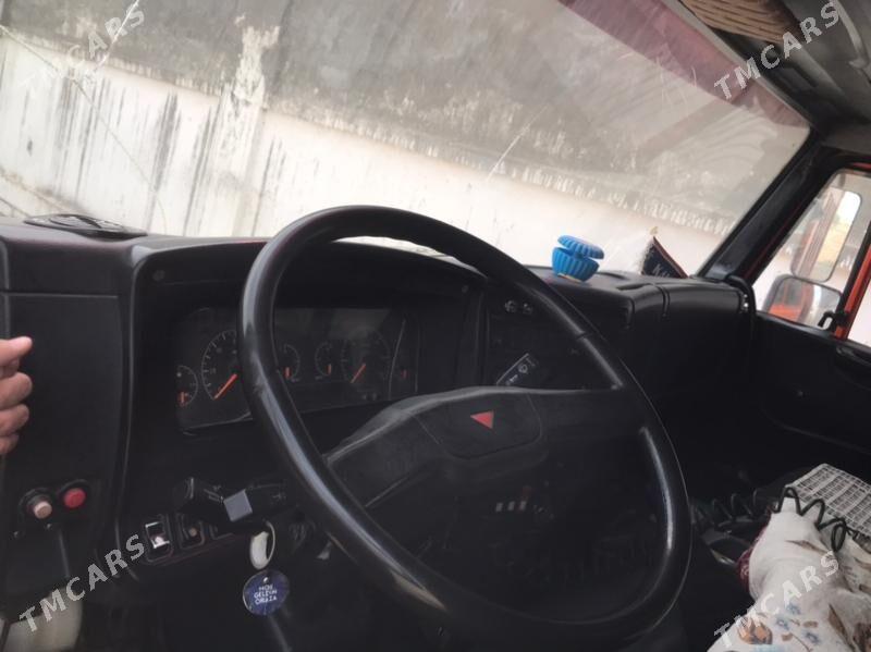 Kamaz 6520 2011 - 400 000 TMT - Mary - img 8