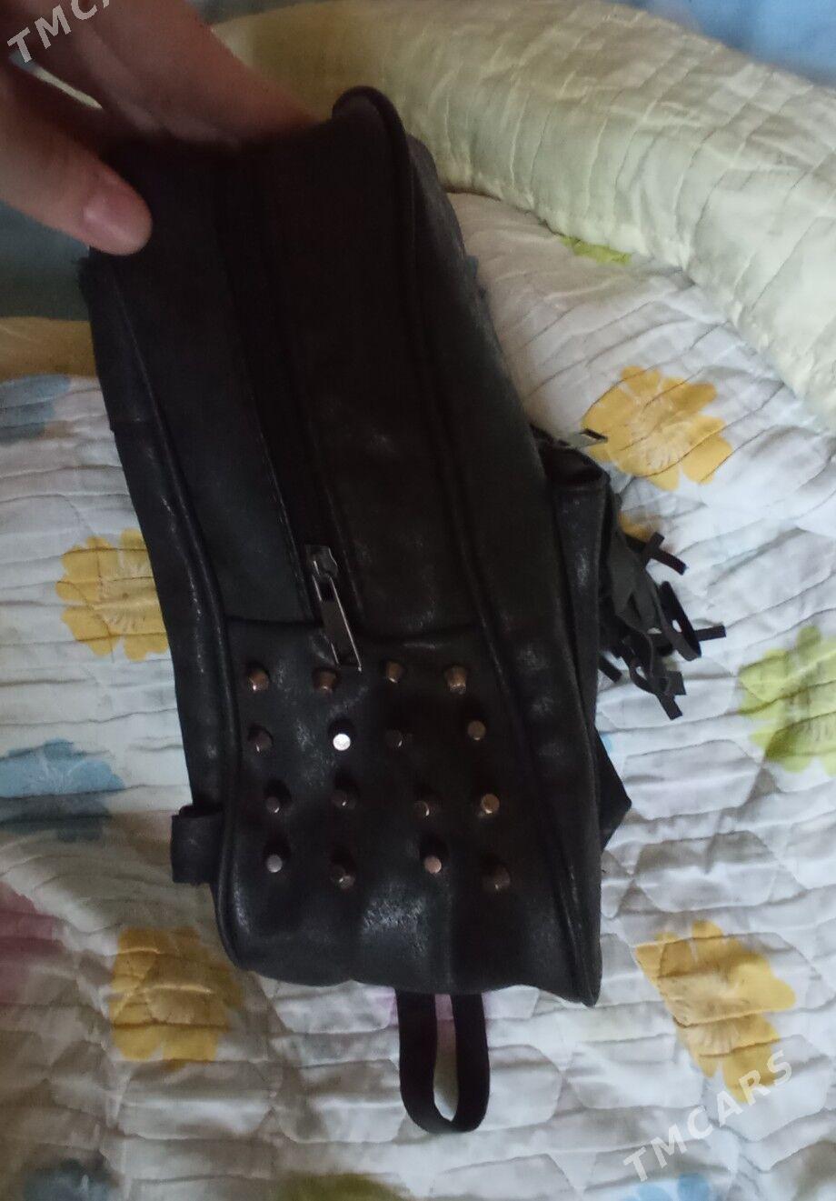 кроссовки и рюкзак бесплатно - Хитровка - img 4