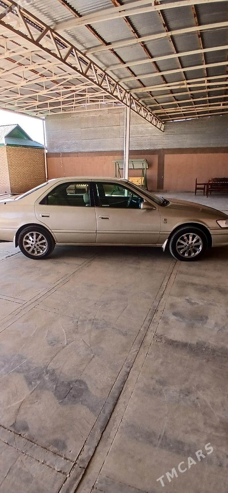 Toyota Camry 2000 - 165 000 TMT - Серахс - img 2