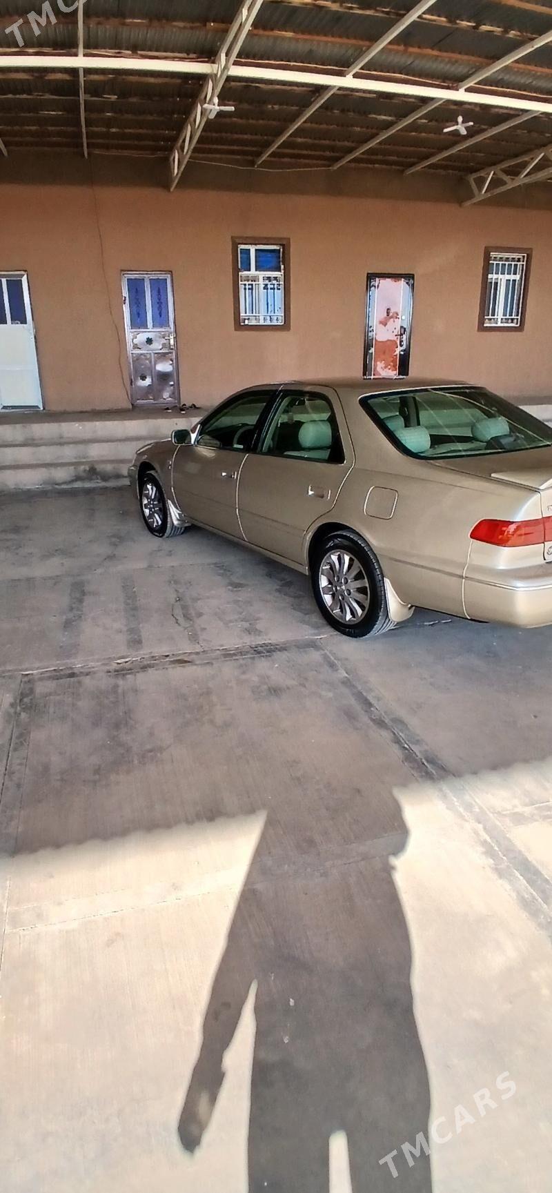 Toyota Camry 2000 - 165 000 TMT - Серахс - img 4