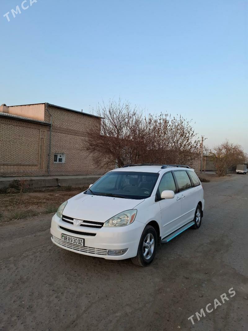 Toyota Sienna 2004 - 250 000 TMT - Дашогуз - img 2