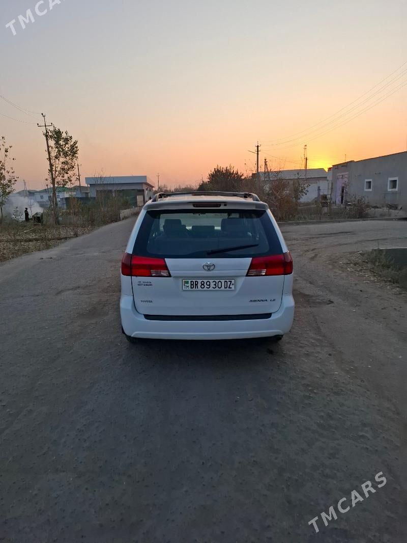 Toyota Sienna 2004 - 250 000 TMT - Дашогуз - img 6