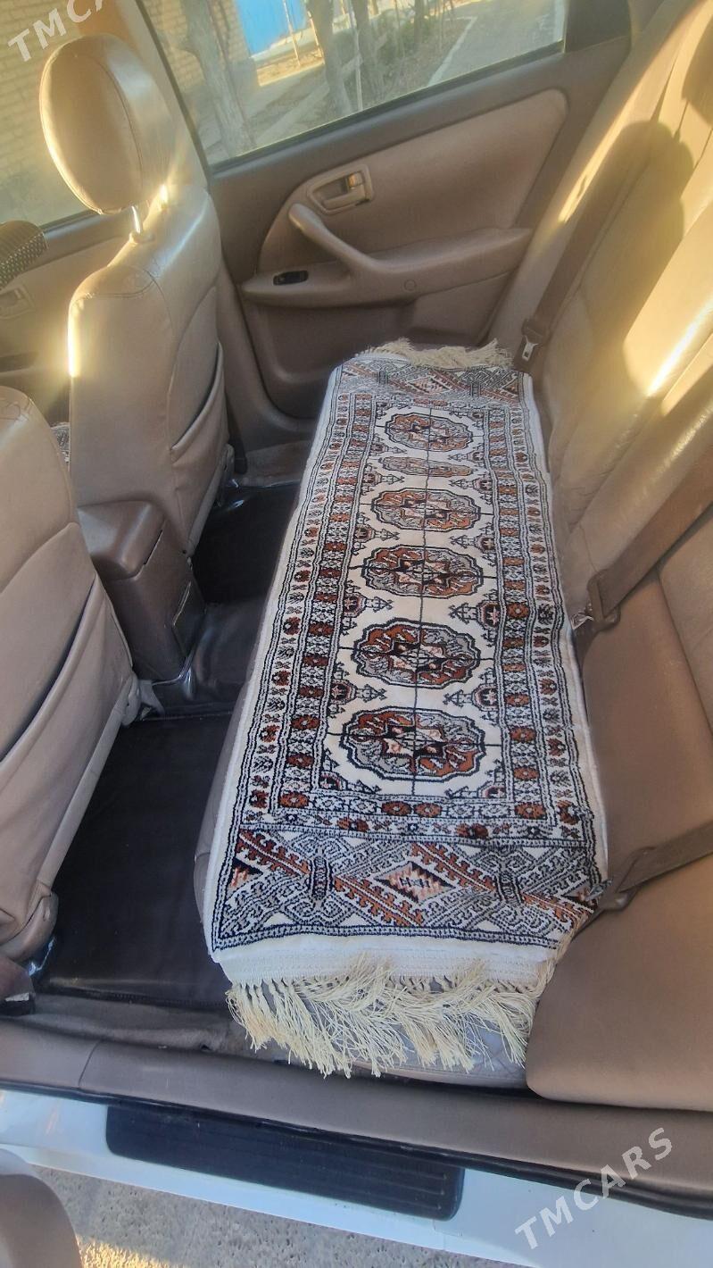 Toyota Camry 2001 - 200 000 TMT - Кака - img 6