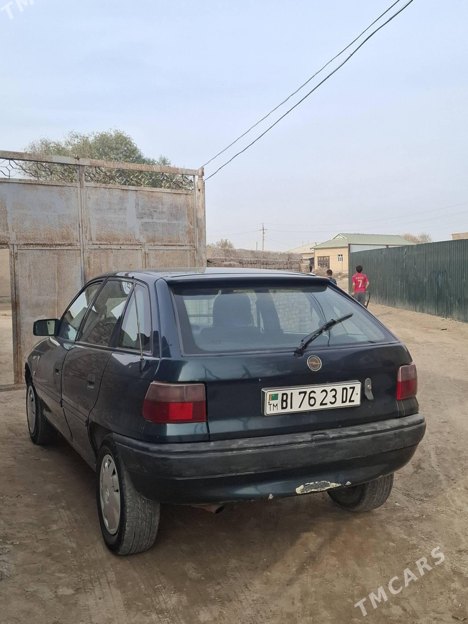 Opel Astra 1993 - 50 000 TMT - Кёнеургенч - img 4