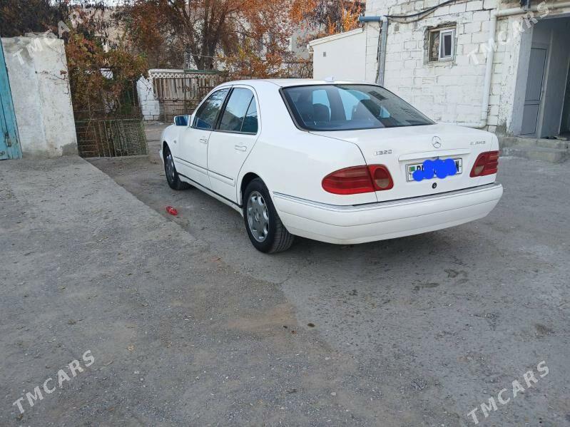 Mercedes-Benz C320 1997 - 87 000 TMT - Туркменбаши - img 3