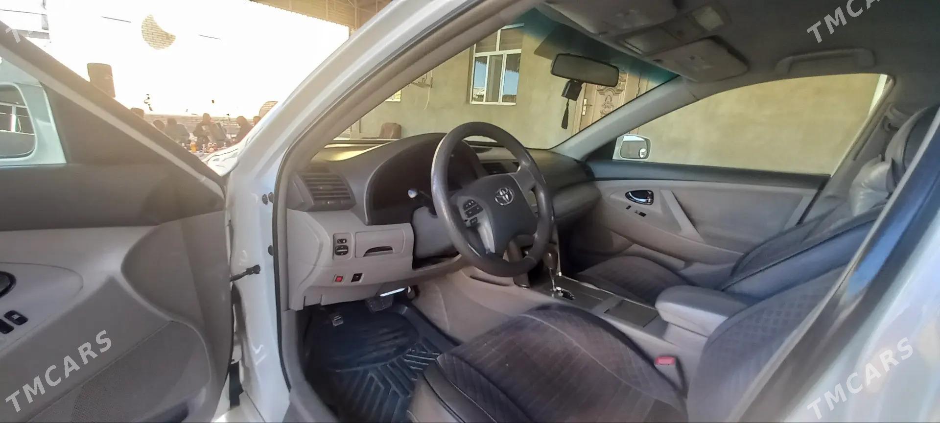 Toyota Camry 2011 - 220 000 TMT - Mary - img 3