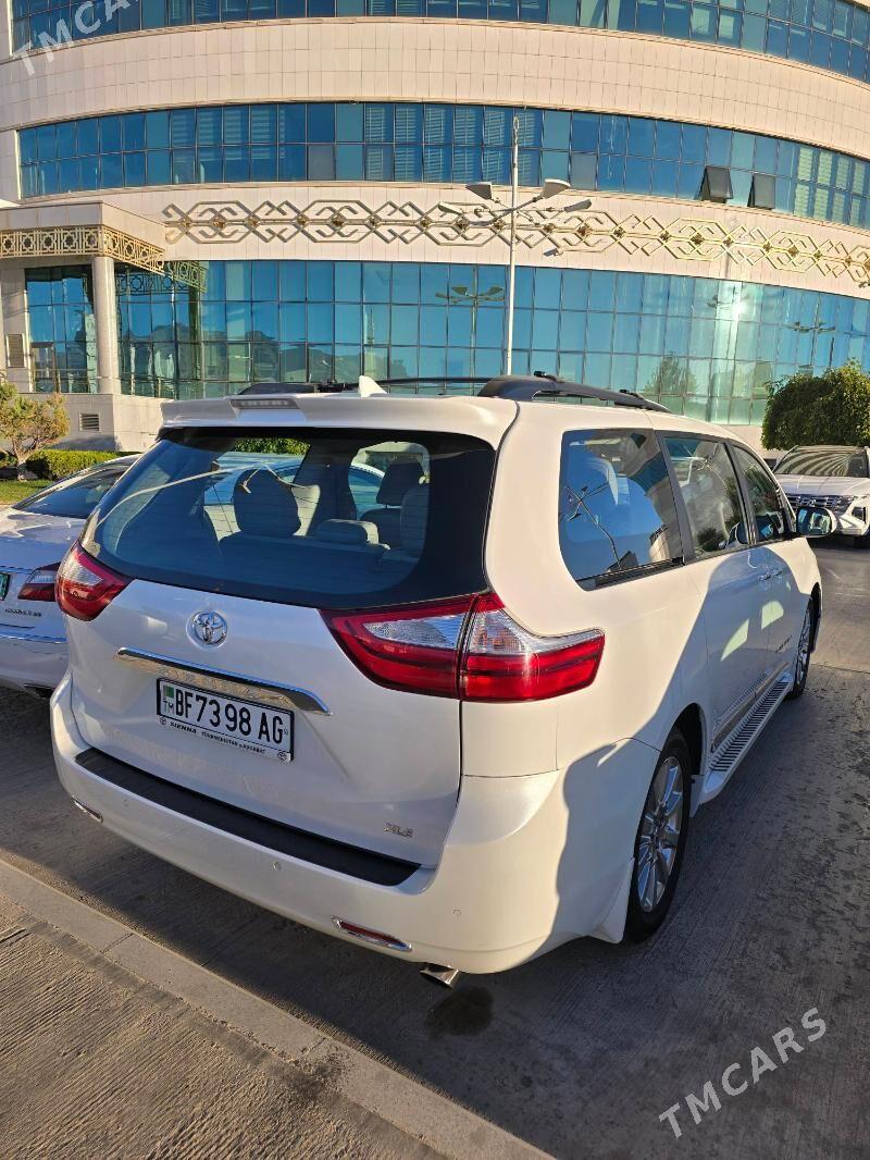Toyota Sienna 2019 - 450 000 TMT - Aşgabat - img 5