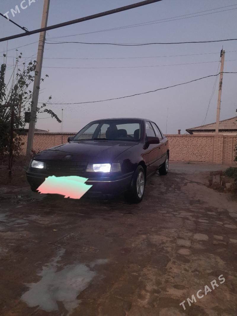 Opel Vectra 1990 - 37 000 TMT - Mary - img 3