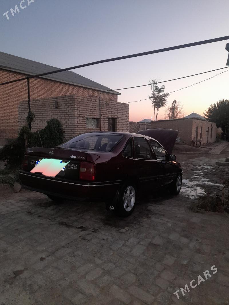 Opel Vectra 1990 - 37 000 TMT - Mary - img 4