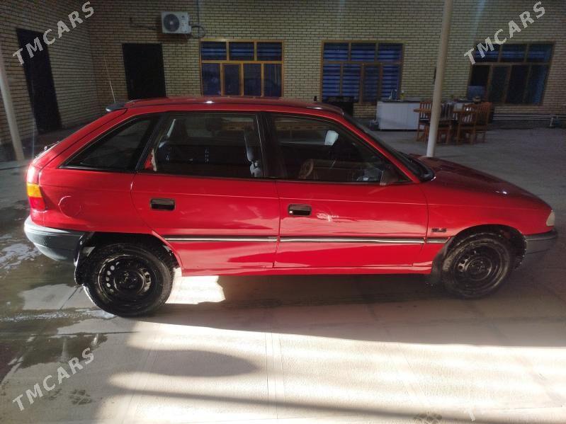 Opel Astra 1992 - 46 000 TMT - Mary - img 3