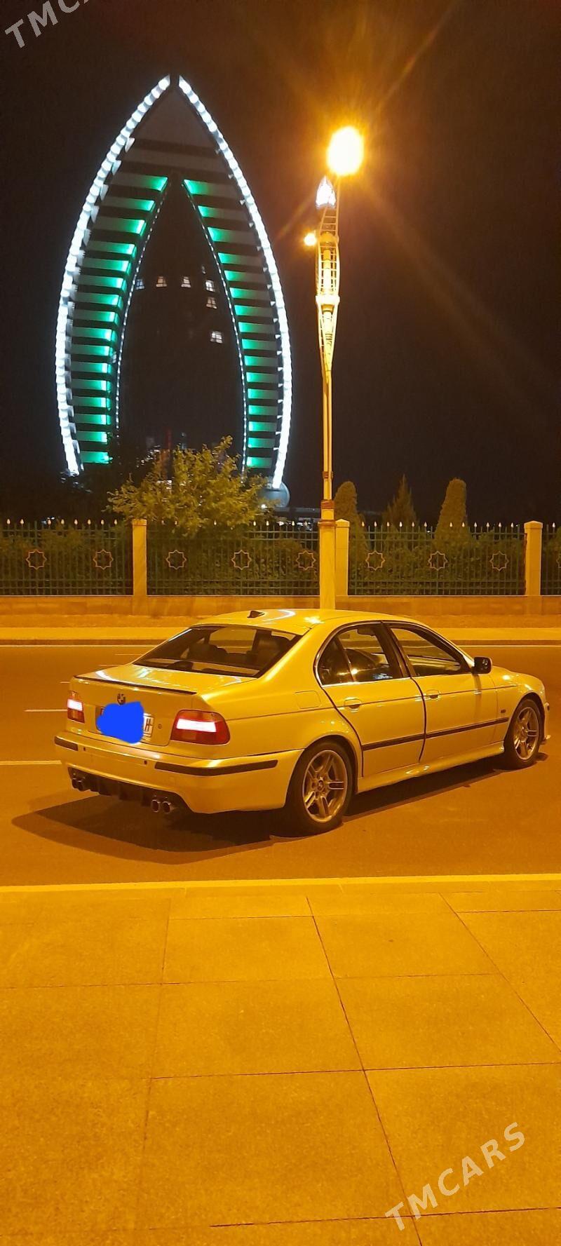 BMW E39 2000 - 130 000 TMT - Aşgabat - img 4