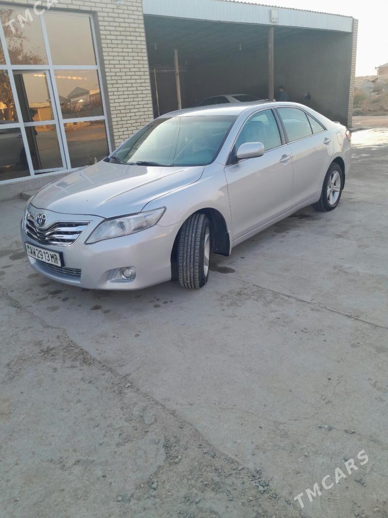 Toyota Camry 2010 - 140 000 TMT - Мары - img 6