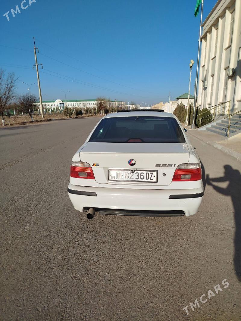 BMW 525 2003 - 130 000 TMT - Дашогуз - img 8