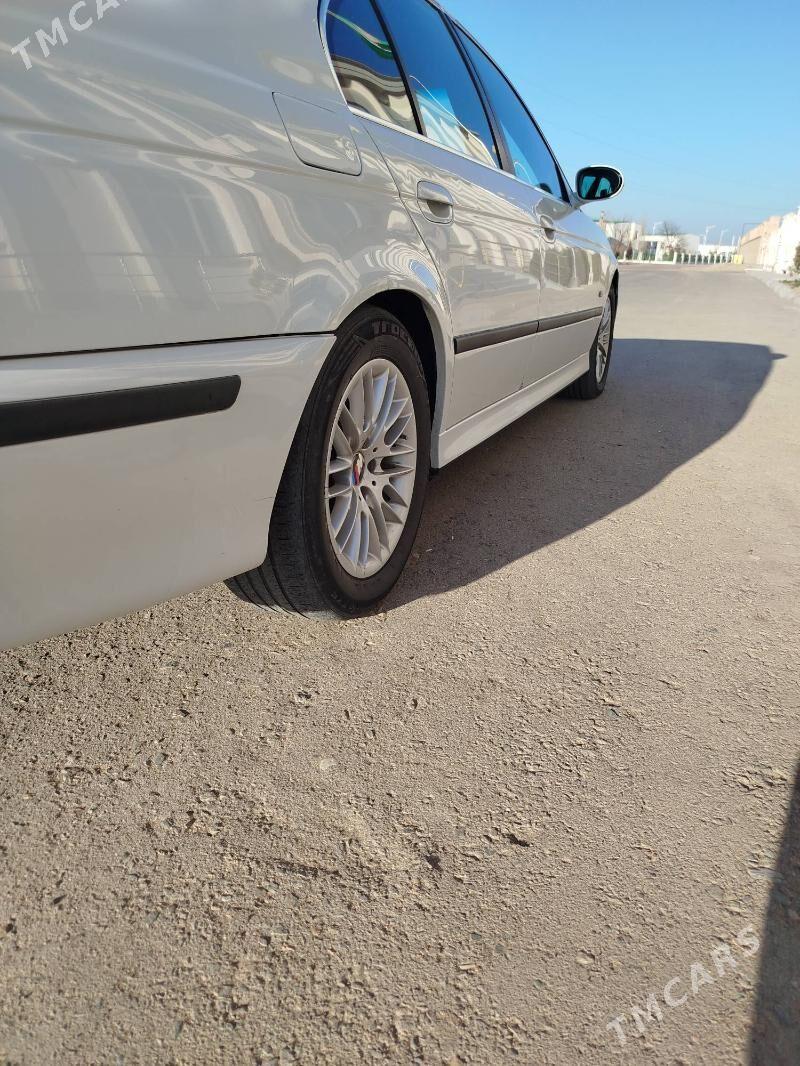 BMW 525 2003 - 130 000 TMT - Дашогуз - img 5