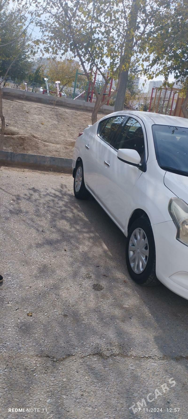 Nissan Versa 2015 - 138 000 TMT - Ашхабад - img 2