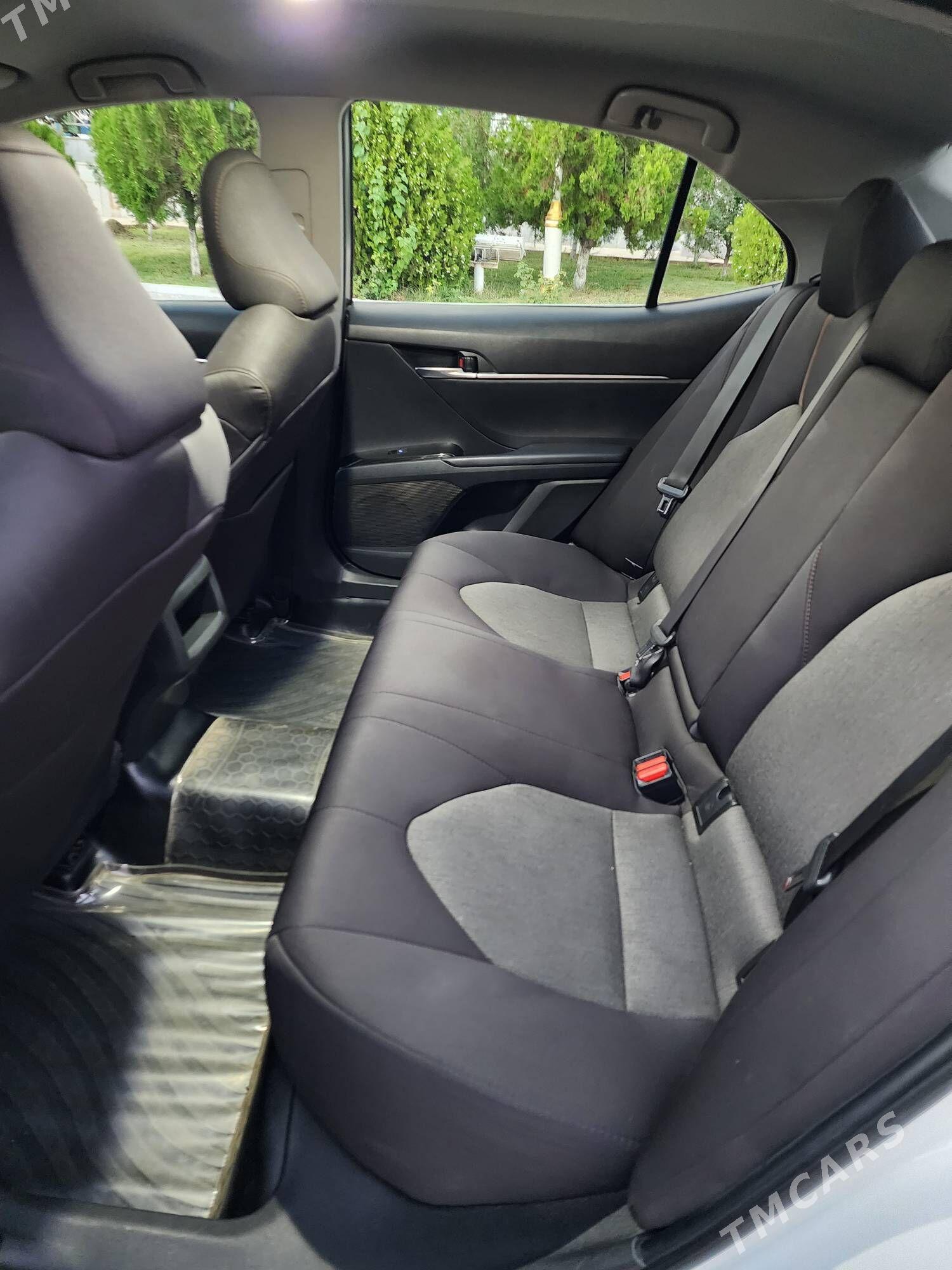 Toyota Camry 2018 - 259 000 TMT - ул. Чехова -  Элитки (А.Ниязов шаёлы) - img 4