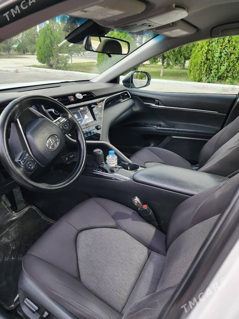 Toyota Camry 2018 - 259 000 TMT - ул. Чехова -  Элитки (А.Ниязов шаёлы) - img 3