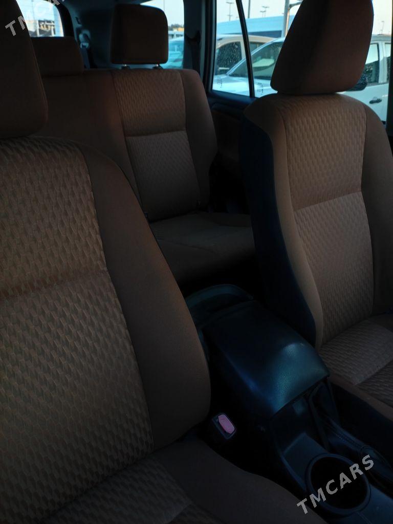 Toyota Innova 2022 - 300 000 TMT - Aşgabat - img 3