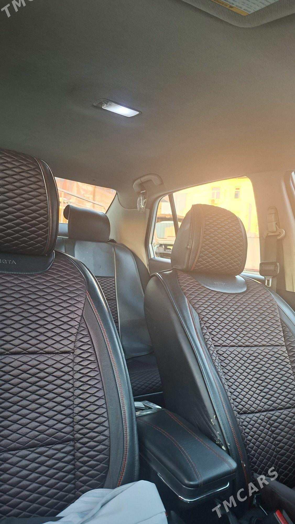 Nissan Versa 2009 - 120 000 TMT - Türkmenbaşy - img 9