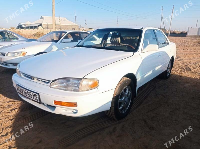 Toyota Camry 1996 - 102 000 TMT - Ýolöten - img 3