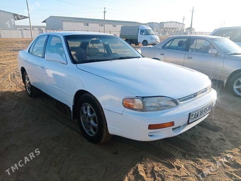 Toyota Camry 1996 - 102 000 TMT - Ýolöten - img 2