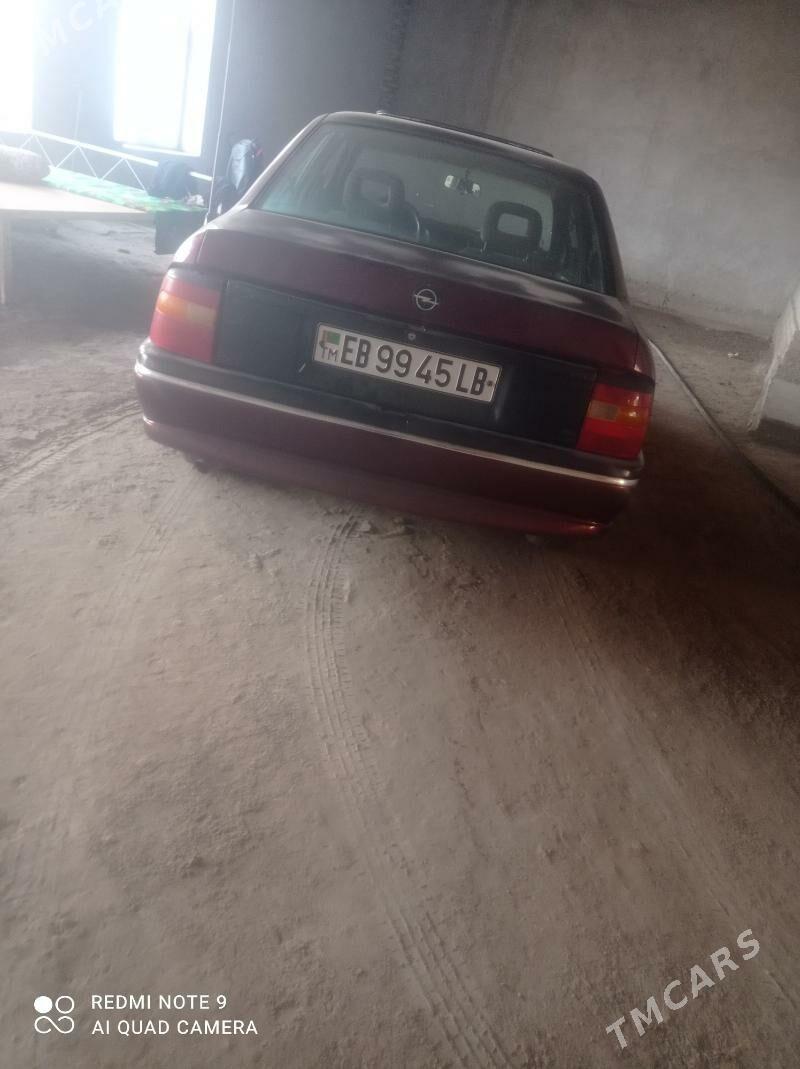 Opel Vectra 1992 - 30 000 TMT - Чарджоу - img 7